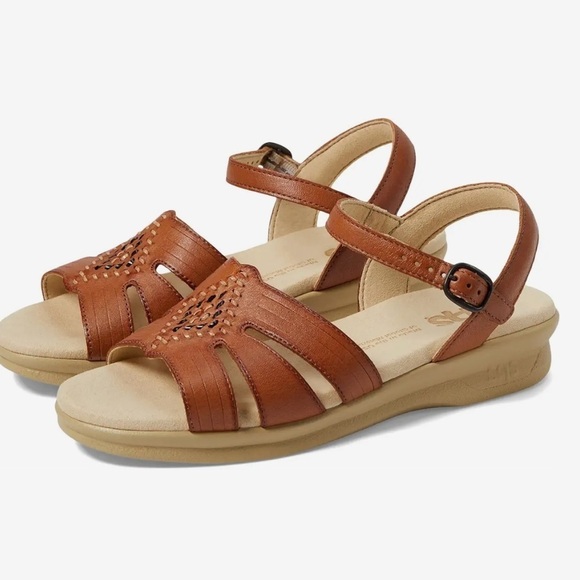 SAS Aztex Brown Leather Huarache Ankle Strap Flat Comfort Sandals WIDE - Picture 1 of 11